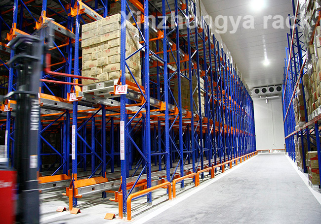 Electric mobile racking